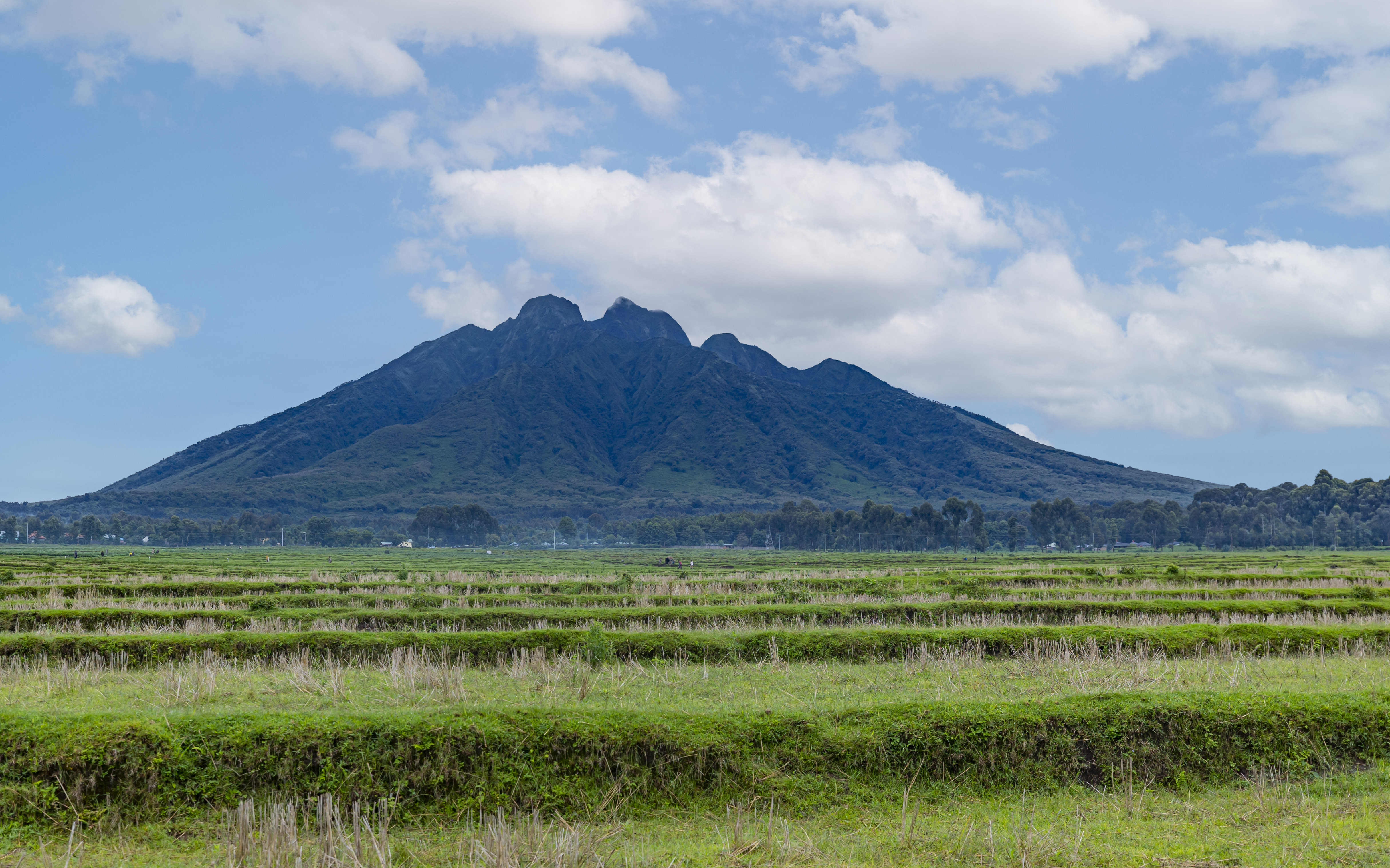 Volcanoes All National Park